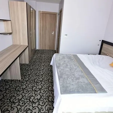 Elisa 3* Ayvalı