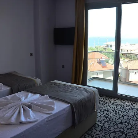 Elisa Hotel 3*